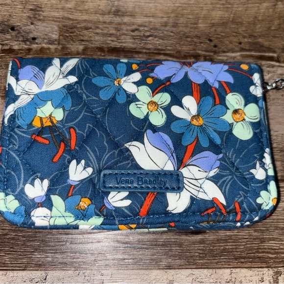 Vera Bradley floral bursts NWOT wallet - Picture 2 of 5